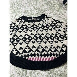 Cute heart sweater size small pink owl boutique